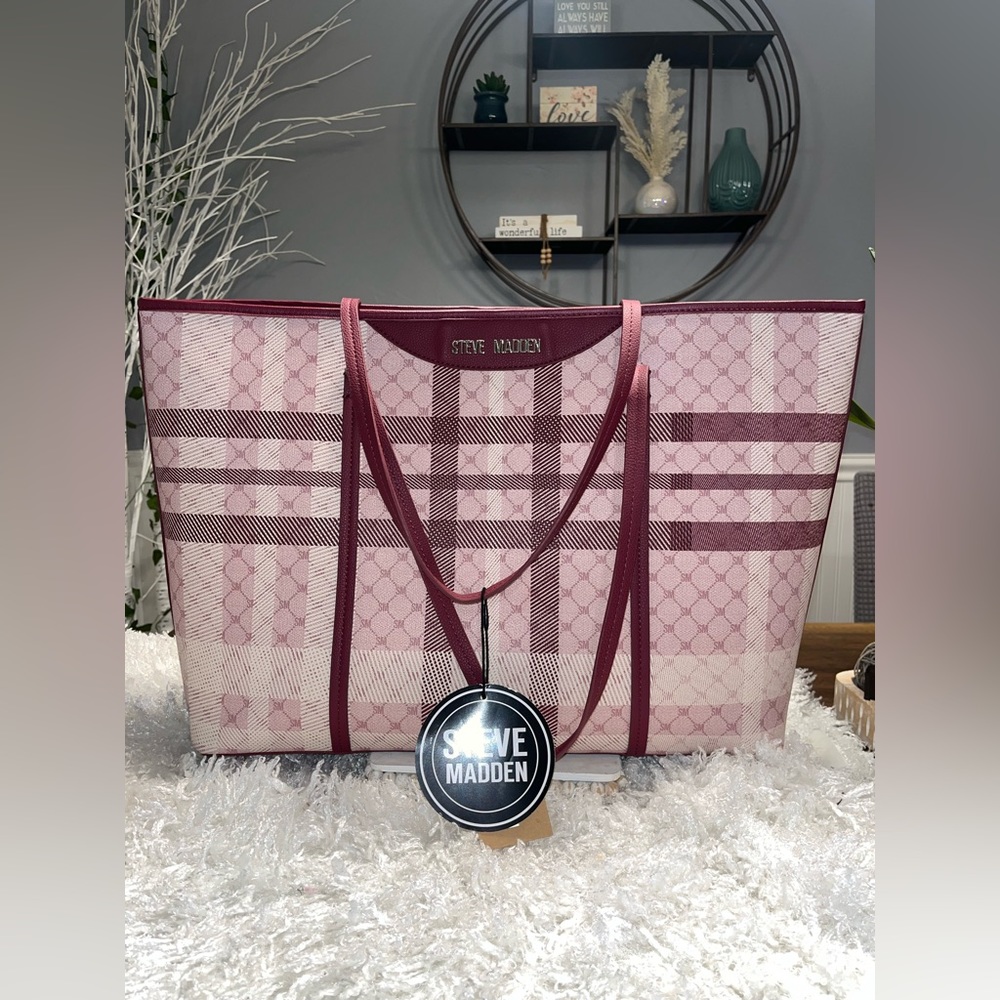 Steve Madden blush Tote
